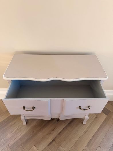 Vintage French Style Chest of Drawers