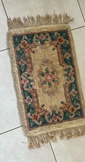wool rug