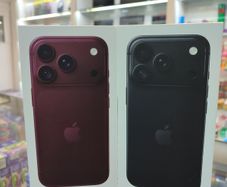 Iphone 18 Pro, 256gb, Brand New, Unlock Sim Free, 12 Months Warranty, Shop Receipt And Shop Collection