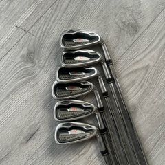 Golf iron set