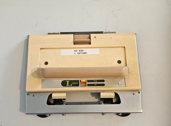 Brother Kh836 Knitting Machine & Kr850 Ribber