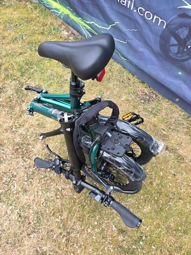 ENGWE Zip Electric Bike 250W LG Battery  Lightweight  Foldable Brand New