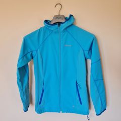 Columbia omni shield hoodie Size small Pit to pit 19" in excellent condition