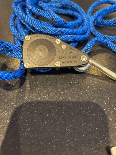Thule Rachet Ropes with hooks(2)