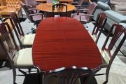 Extendable table +6 chairs
