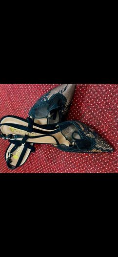 Woman's Heels Size UK5 - Brand New