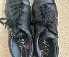 Calvin Kline men's causal shoes. Lightly worn. Size 9'