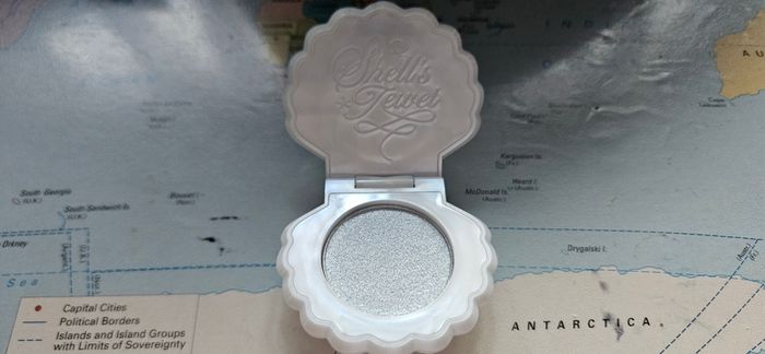 Flower Knows Shell's Jewel Collection Highlighter Balm