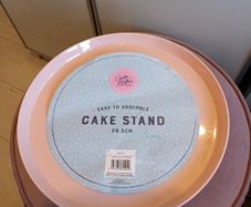 cake stand
