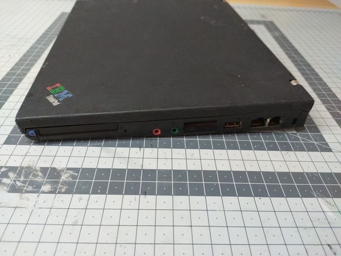 IBM ThinkPad X40 laptop