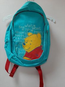 New winnie the Pooh backpack/travel tag attached
