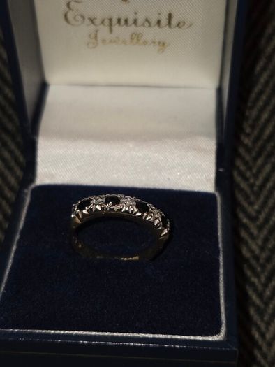 9ct Gold Sapphire and Diamond Ring