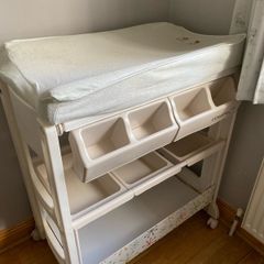 Changing table