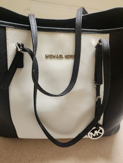Micheal Kors handbag