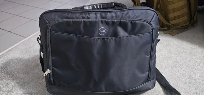 Brand New Dell Laptop Shoulder Bag (Black) Adjustable Strap