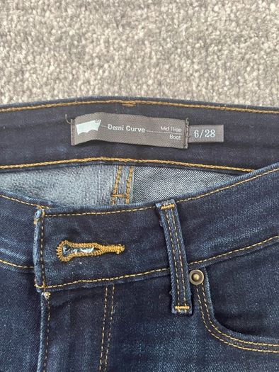 Levis Jeans