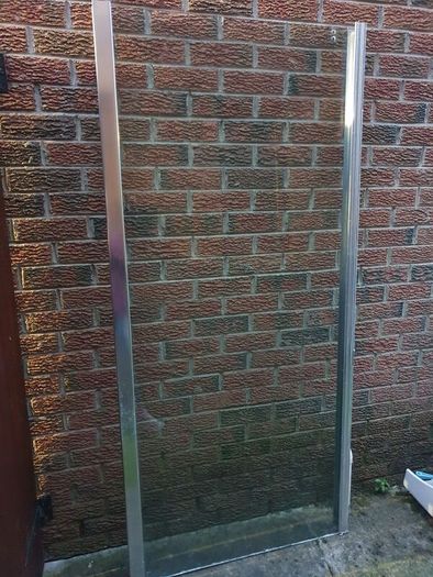 Shower Screen