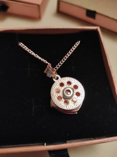 New Rose gold pendant