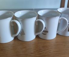 4 large Christmas mugs