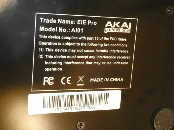 Akai eie pro Professional Audio/MIDI Interface with USB 2.0 Hub