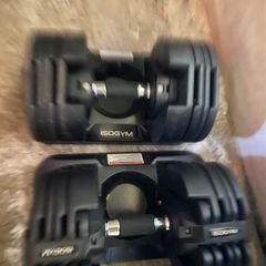 Adjustable dumbbells