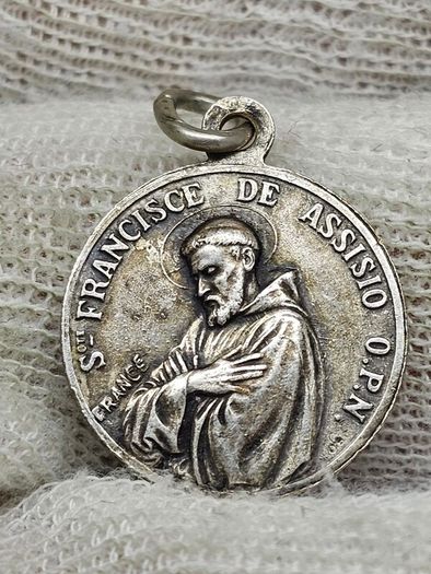 Religious Silver? Medallion France