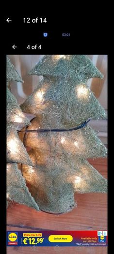 2 plugin Christmas tree decorations