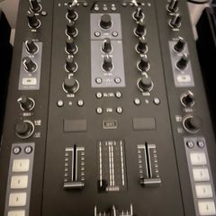dj equipment