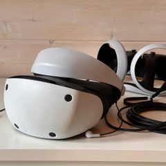 PSVR2 with official charging dock