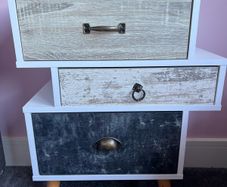 Small drawers/cabinet