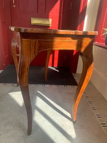 console table