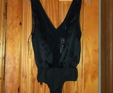 New Lace Body Suit Size 6