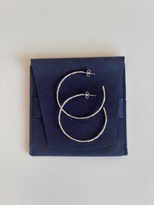 Gorjana silver Taner hoop earrings from Loulerie