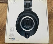 Audio-Technica ATH-M50x Professional Monitor Headphones