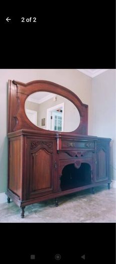 Antique Mahogany Mirror Back Sideboard / Dresser