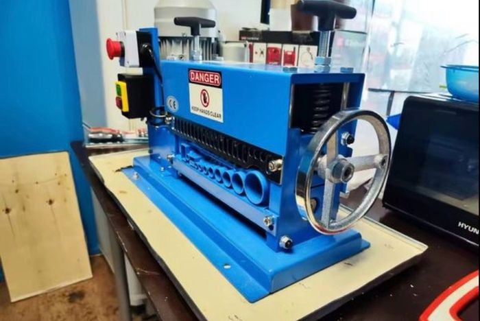 NEW Automatic Wire Stripping Machine 1.5-40MM