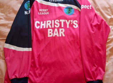 Na Fianna (Kerry League) O'Neills Football Jersey (Adult Large) FREE POST