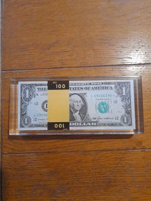 Paperweight Dollars US