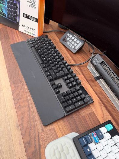 Steelseries Apex Pro - Full size