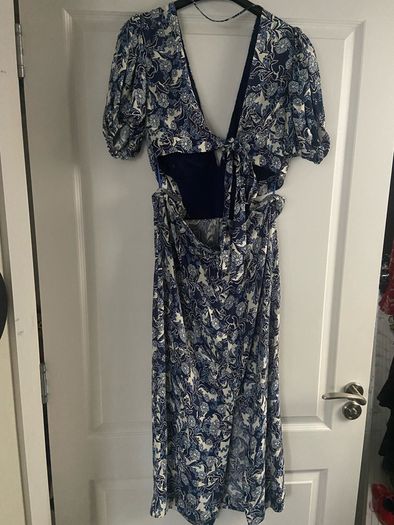 MIDI dress Puff sleeve blue flowerpeint Reiss size 14 Brand New