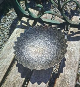 Decorative dish