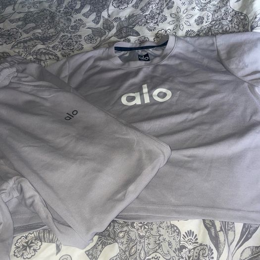 Alo yoga co ord set