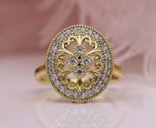 Vintage Style Crystal Gold Tone Ring