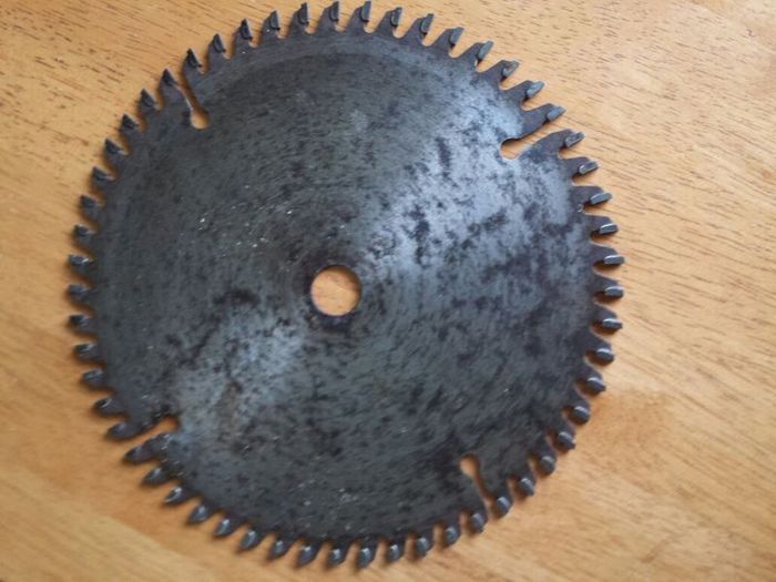 saw