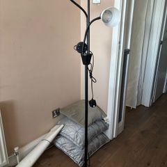 floor lamp