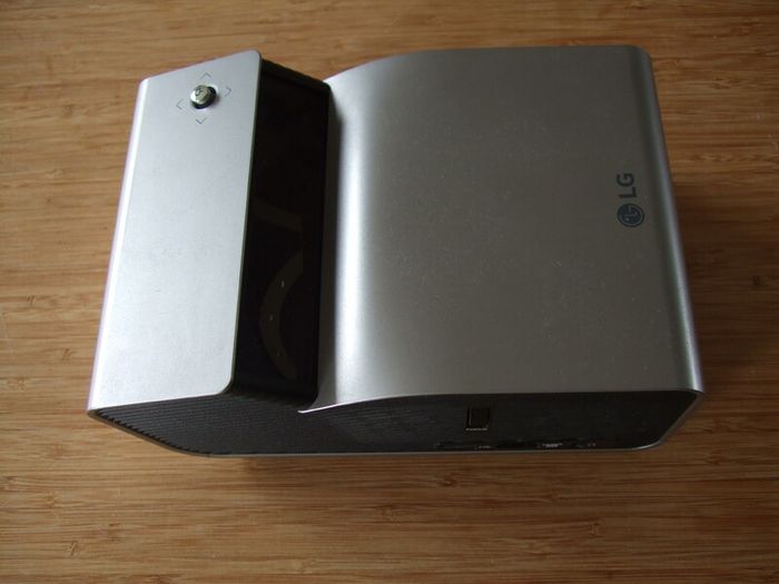 For Parts - LG Projector