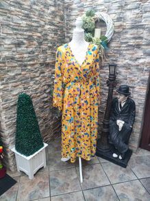 Boohoo Plus size mustard yellow midi with purple and blue print uk 18