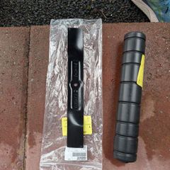 Black and Decker Lawnmover Blade and Roller