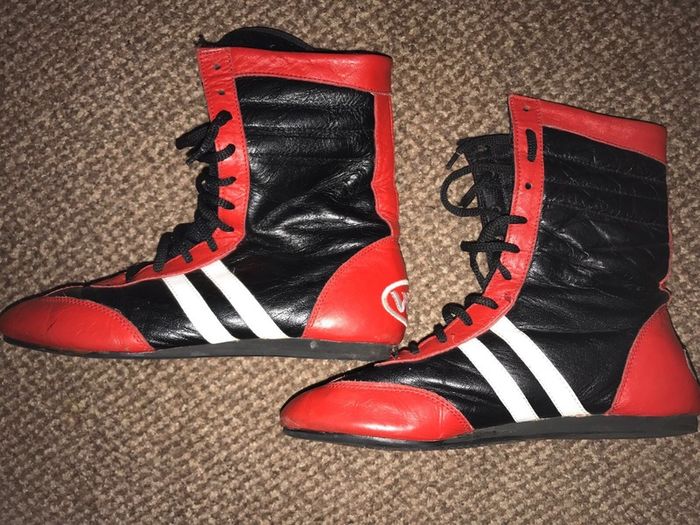 Men's  boxing  boots