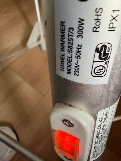 heated clothes airer